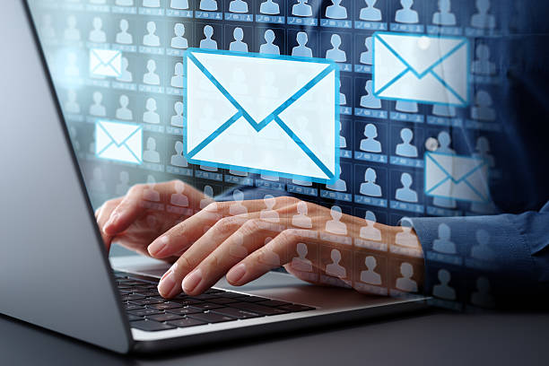 مزایای استفاده از انواع نرم افزار CRM 